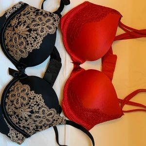 Victoria secret very sexy red and black push-ups.